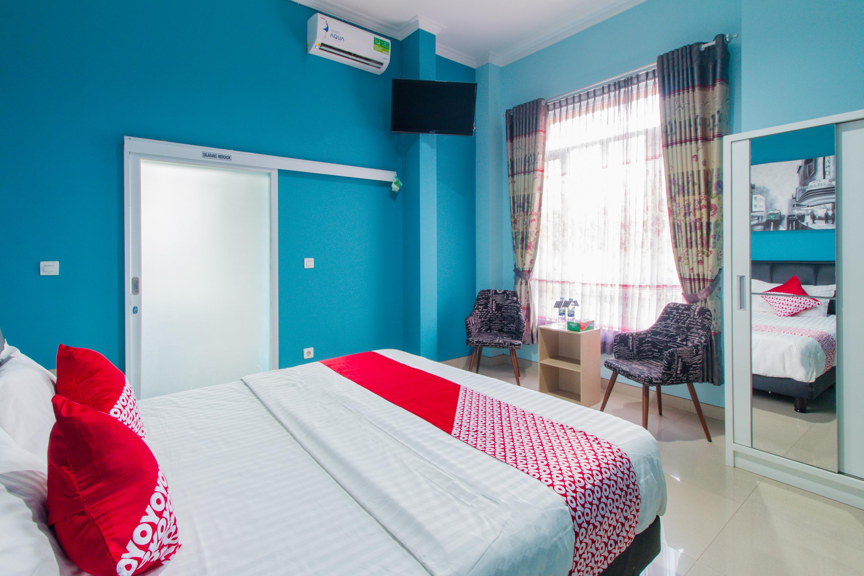 Hotel Oyo 871 Aira Costel Cianjur Esterno foto