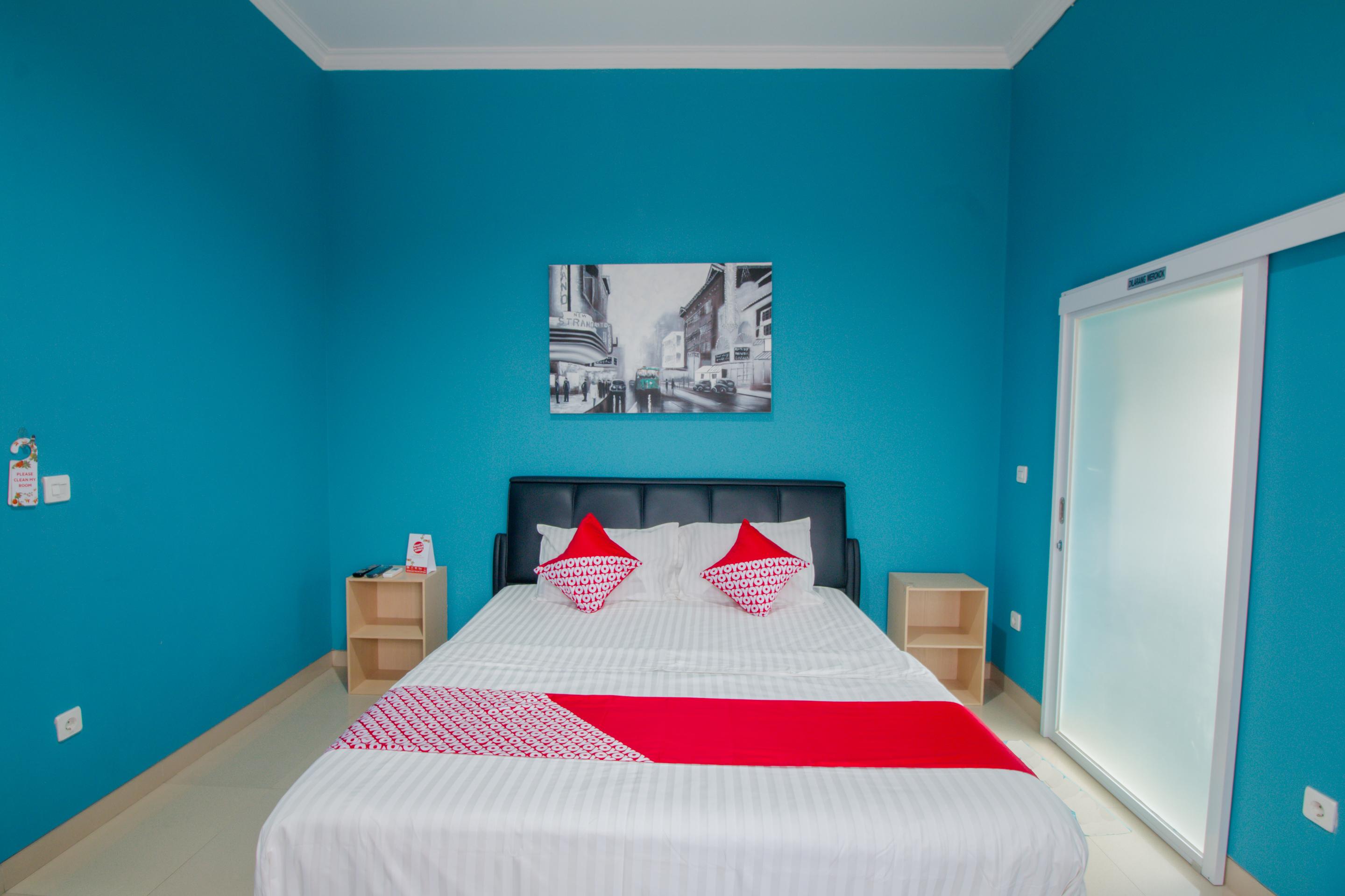 Hotel Oyo 871 Aira Costel Cianjur Esterno foto