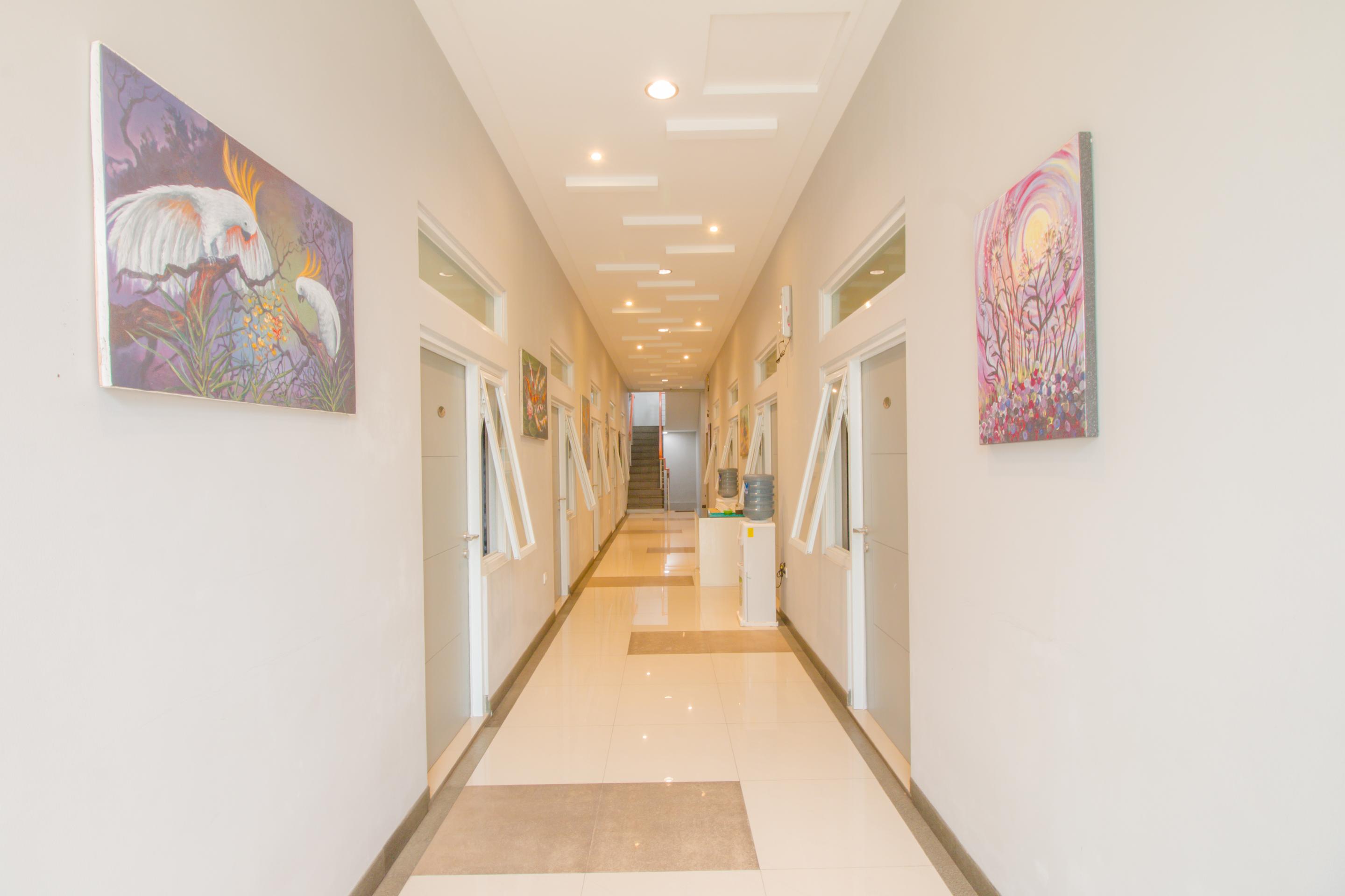 Hotel Oyo 871 Aira Costel Cianjur Esterno foto